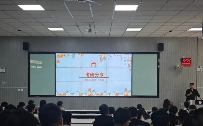 会议室里的人们 AI 生成的内容可能不正确。