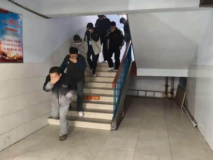 10540369b87ae32f0c36d5533f2a7b2b