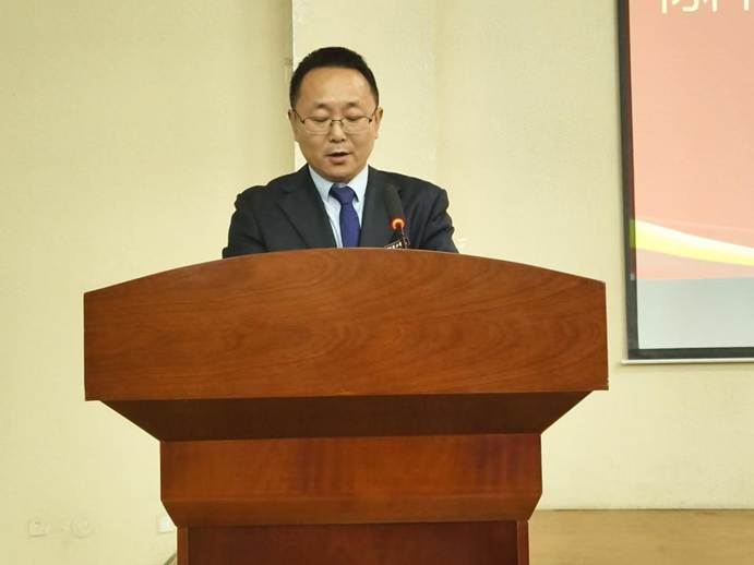 52eea841612281c7e4c496f3643bff0c